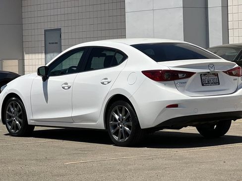 Used 2018 MAZDA MAZDA3 Touring FWD image 7