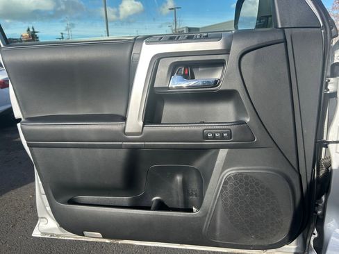 Used 2020 Toyota 4Runner Limited image 22