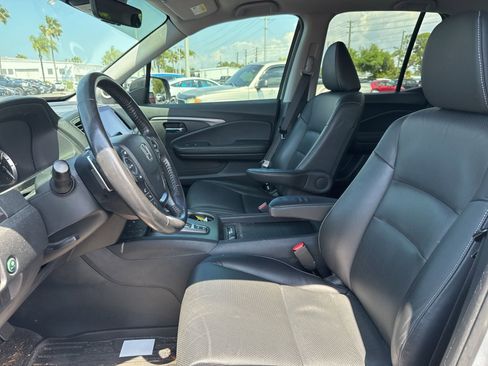 Certified 2023 Honda Ridgeline RTL image 10