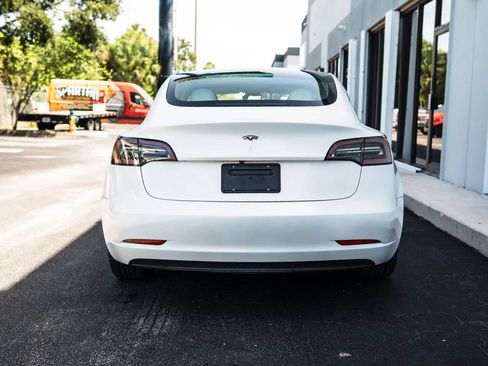 Used 2023 Tesla Model 3 Standard Range RWD image 8