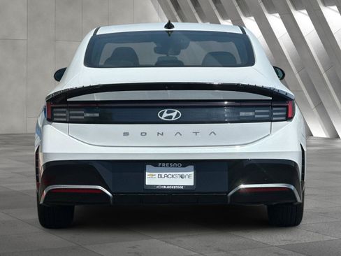 Used 2025 Hyundai Sonata SEL FWD image 5