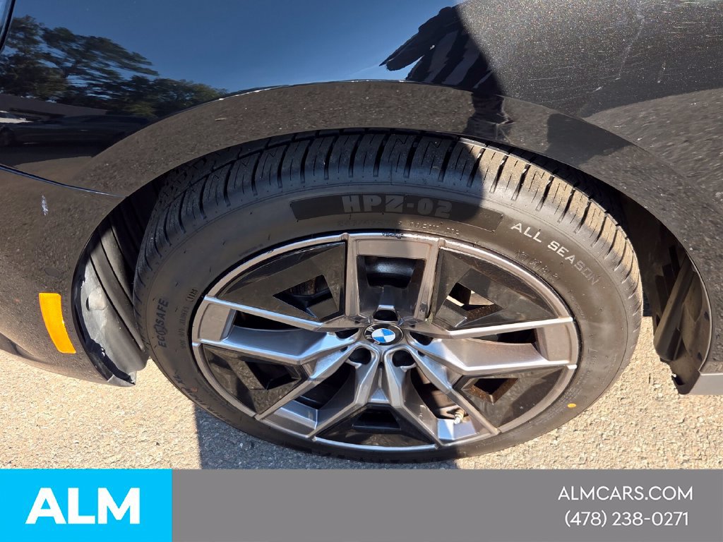 Used 2026 BMW 530i xDrive AWD/4WD image 3