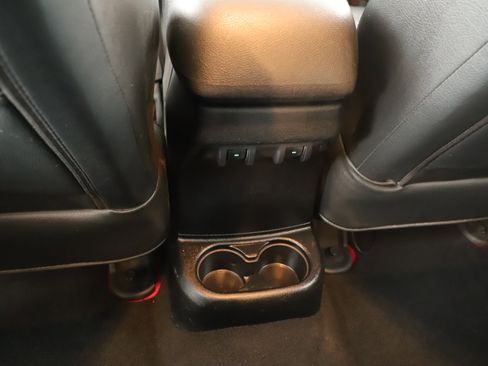 Used 2012 Jeep Wrangler Unlimited Sahara w/ Connectivity Group image 22