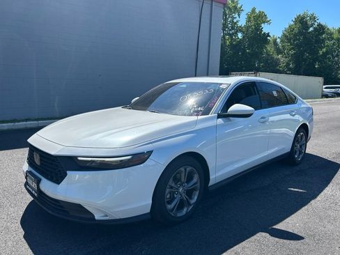 Used 2024 Honda Accord EX image 13