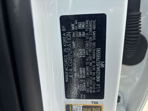 Used 2025 Kia Soul LX w/ LX Technology Package image 27