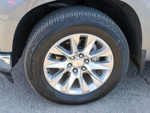 Used 2022 Chevrolet Silverado 1500 LTZ w/ LTZ Convenience Package II RWD image 7