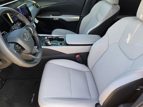 New 2026 Lexus RX 350 350 Premium+ image 9