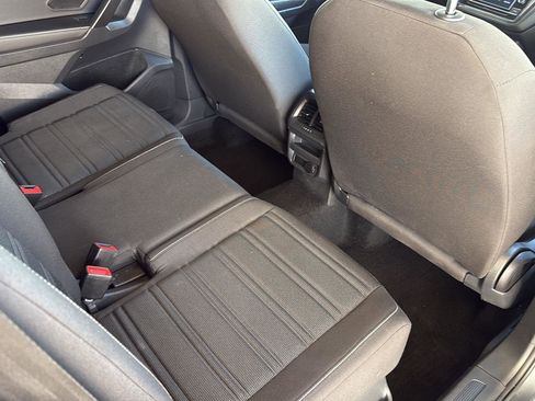 Used 2022 Volkswagen Tiguan S image 42