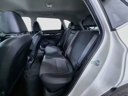 Used 2024 Kia Seltos S AWD/4WD image 25