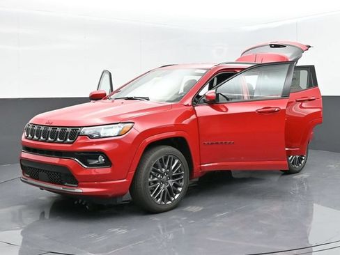 Used 2024 Jeep Compass Limited AWD/4WD image 53
