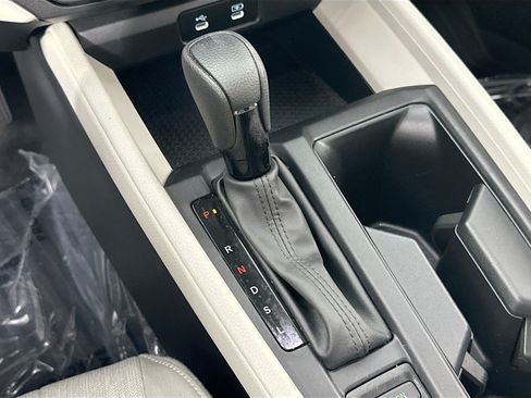 Used 2023 Honda Accord EX image 15