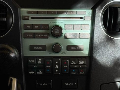 Used 2011 Honda Pilot EX-L image 17