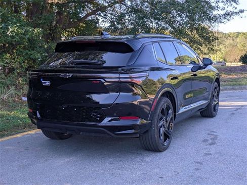 New 2025 Chevrolet Equinox EV RS image 2