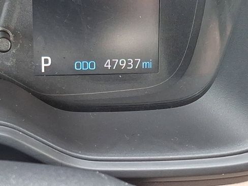 Used 2020 Toyota Corolla LE image 19