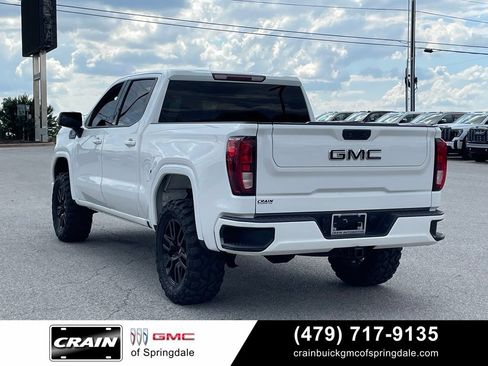 Used 2022 GMC Sierra 1500 Elevation w/ LPO, Elevation Black Package AWD/4WD image 5