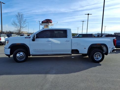 Used 2021 GMC Sierra 3500 Denali w/ Denali Ultimate Package image 6