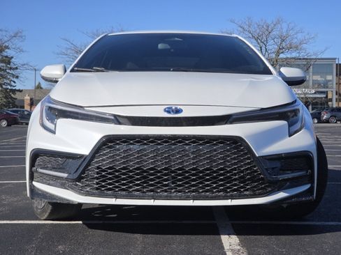 Used 2024 Toyota Corolla SE image 12