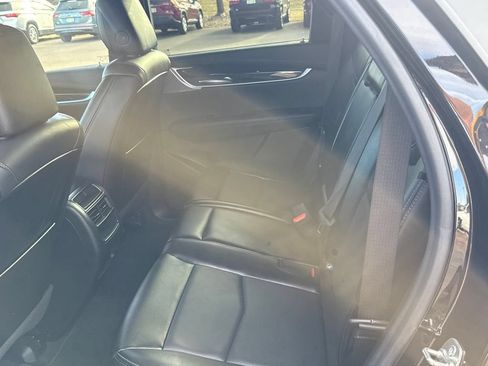 Used 2025 Cadillac XT5 Premium Luxury AWD/4WD image 26