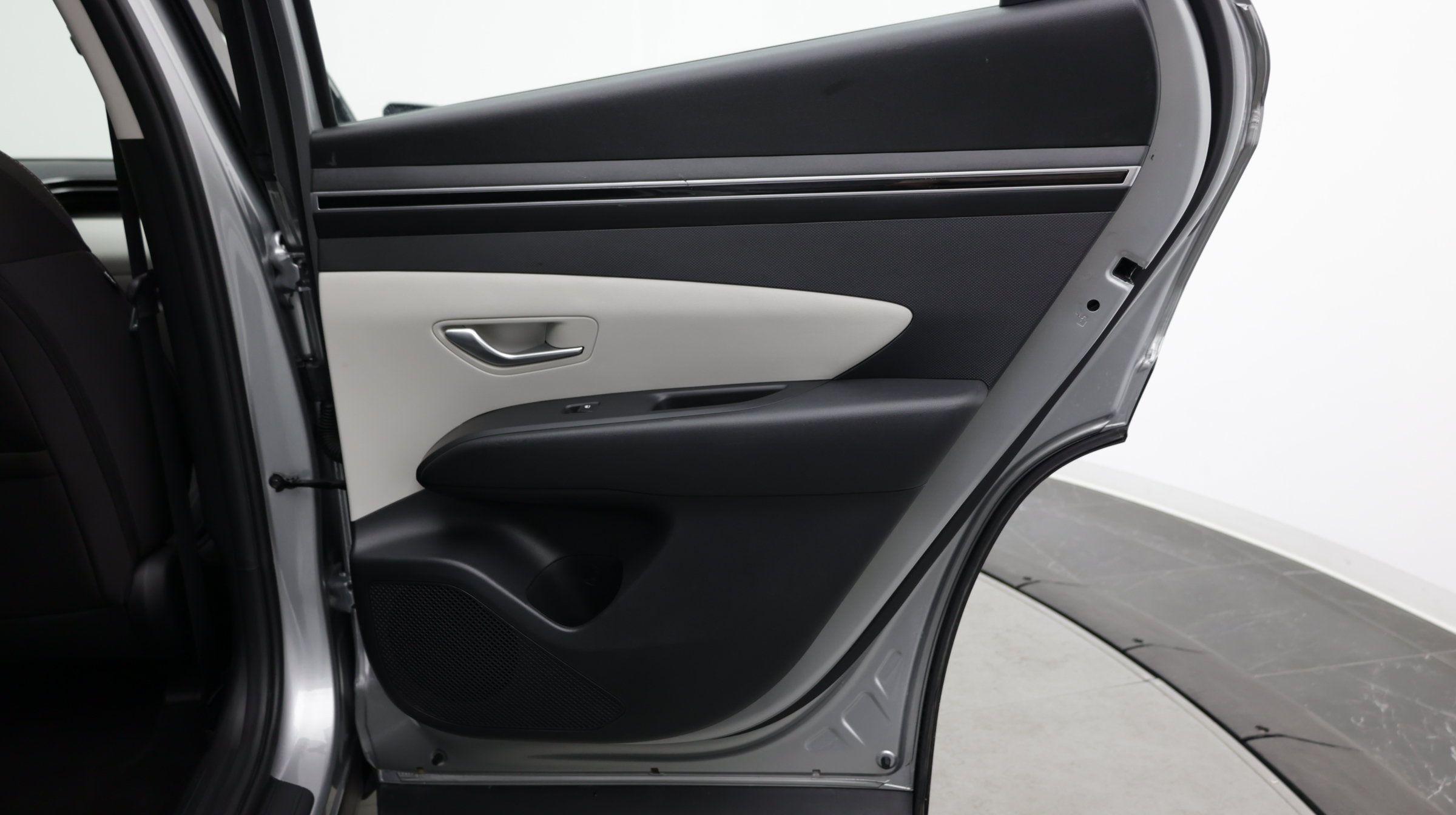Used 2024 Hyundai Tucson SE FWD image 32