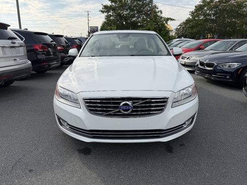 Used 2016 Volvo S80 T5 FWD image 2