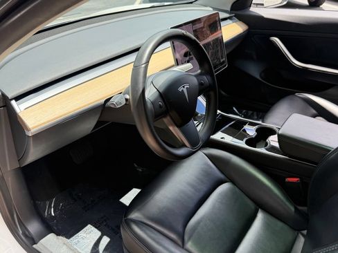 Used 2020 Tesla Model 3 Standard Range Plus RWD image 24