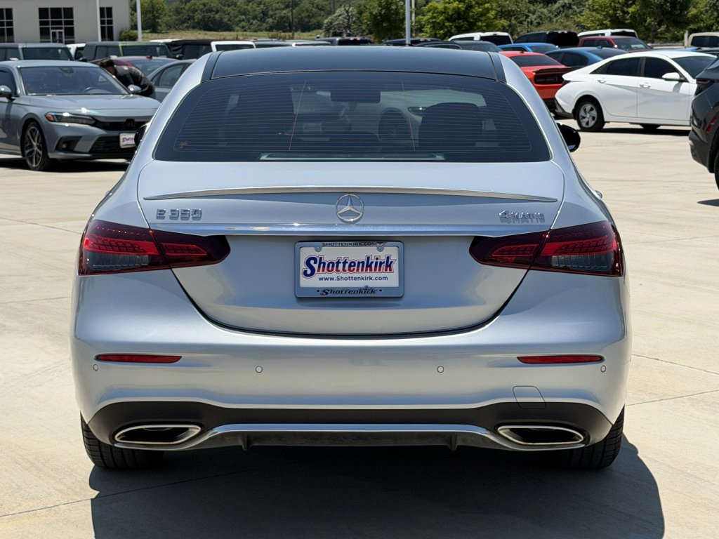 Used 2021 Mercedes-Benz E 350 4MATIC Sedan image 5