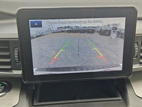 Used 2020 Ford Explorer XLT w/ Equipment Group 202A image 36