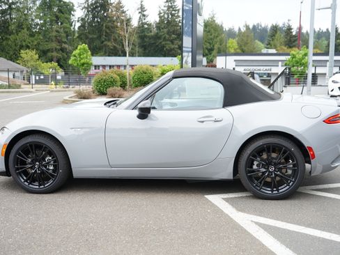 New 2026 MAZDA MX-5 Miata Club w/ Interior Package RWD image 7