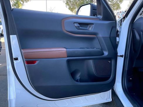 Used 2022 Ford Bronco Sport Outer Banks w/ Tech Package image 24