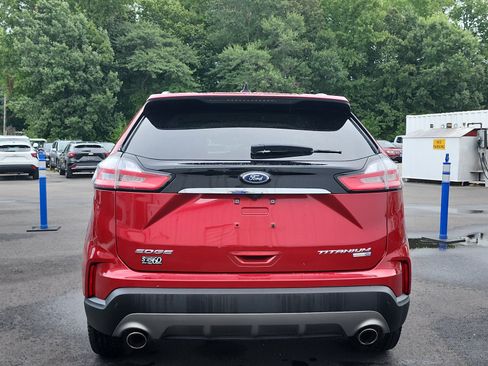 Used 2020 Ford Edge Titanium AWD/4WD image 4