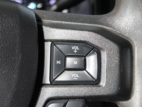 Used 2018 Ford F250 XLT w/ FX4 Off-Road Package AWD/4WD image 18