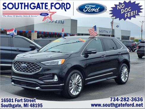 Used 2022 Ford Edge Titanium w/ Equipment Group 301A image 1