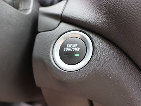 Used 2023 Chevrolet Equinox LT image 17