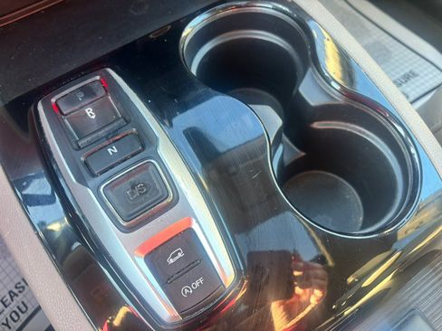 Used 2016 Honda Pilot Touring image 33