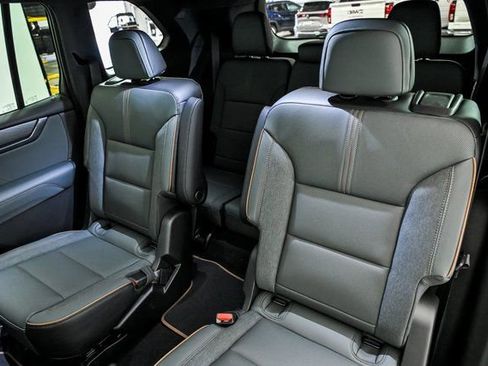 New 2026 GMC Acadia AT4 w/ Super Cruise Package image 9