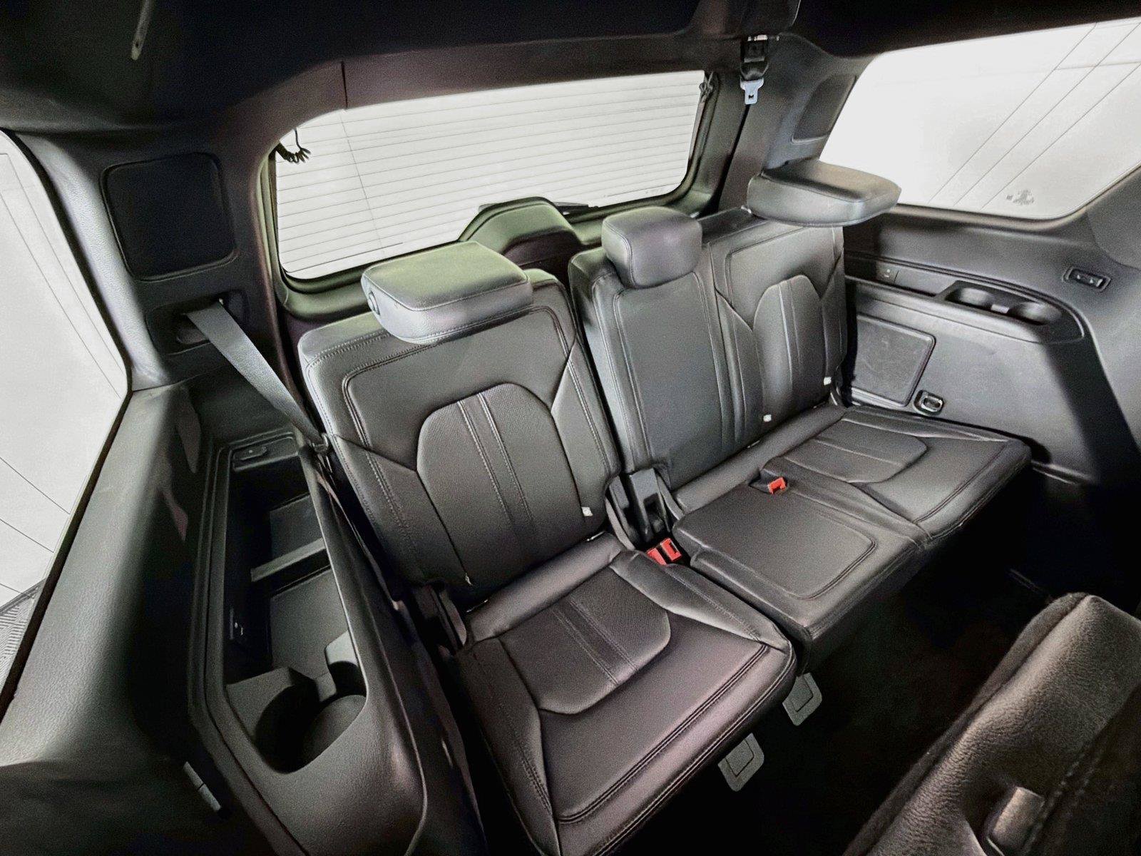 Used 2020 Ford Expedition Limited w/ Equipment Group 302A AWD/4WD image 42