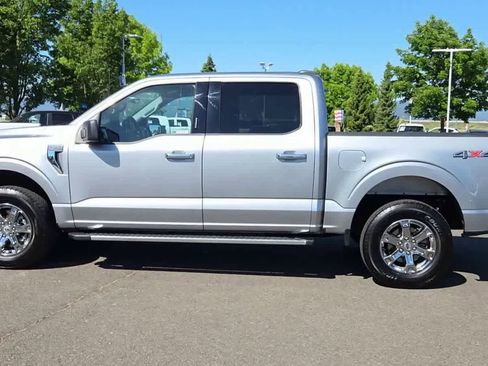 Used 2022 Ford F150 XLT w/ Equipment Group 301A Mid AWD/4WD image 5