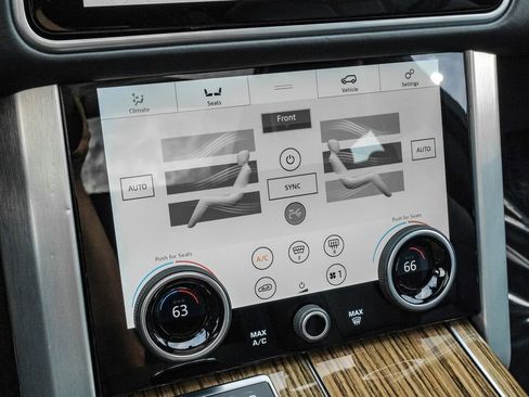 Used 2018 Land Rover Range Rover Supercharged image 35