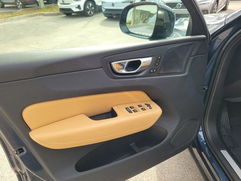 Used 2023 Volvo XC60 B5 Ultimate w/ Protection Package Premier image 24