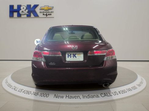 Used 2011 Honda Accord EX image 5