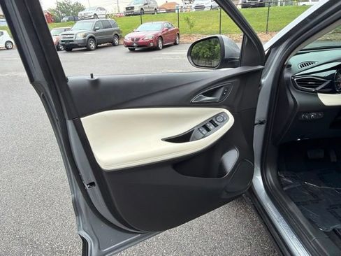 Used 2023 Buick Encore GX Preferred w/ Cold Weather Comfort Package FWD image 13