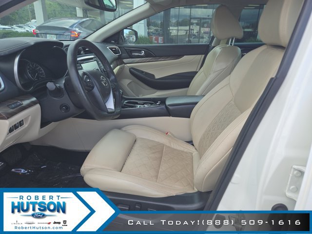 Used 2017 Nissan Maxima Platinum FWD image 18