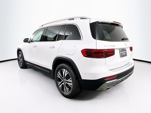 New 2026 Mercedes-Benz GLB 250 4MATIC image 5