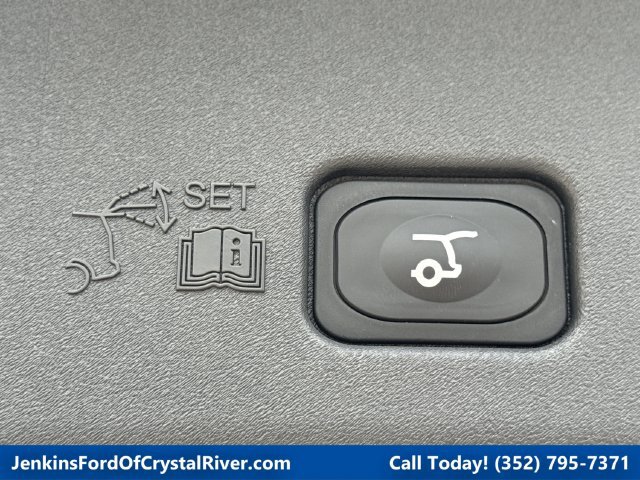 New 2026 Lincoln Nautilus Premier AWD/4WD image 1