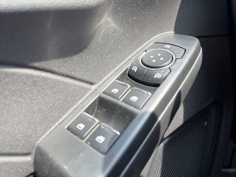 Used 2025 Ford Escape Active AWD/4WD image 27