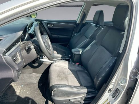 Used 2015 Toyota Corolla S FWD image 11