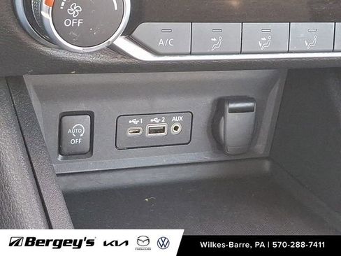 Used 2024 Nissan Sentra SV image 26