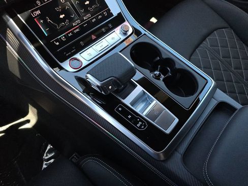 New 2026 Audi SQ8 Prestige AWD/4WD image 28