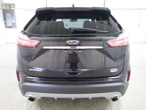 Used 2020 Ford Edge SEL w/ Convenience Package AWD/4WD image 8