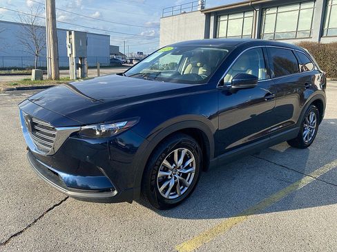 Used 2019 MAZDA CX-9 Touring w/ Touring Premium Package image 3